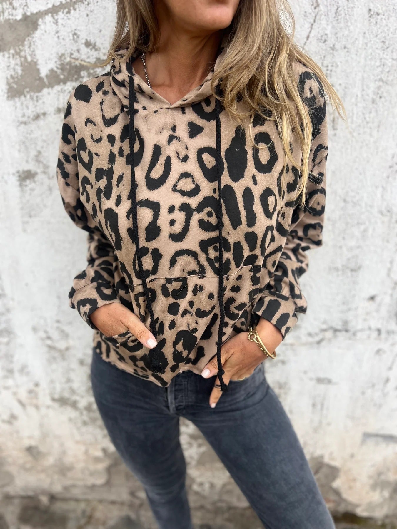 Damen Kapuzenpullover mit lässigem Leopardenmuster und praktischen Seitentaschen R&B
