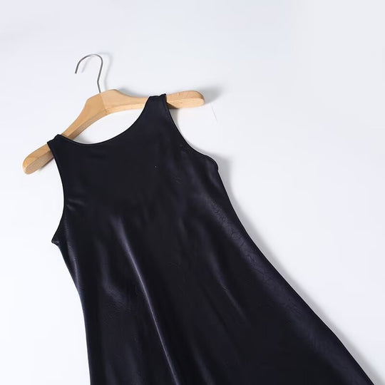 Damen Langes Seidenkleid mit elegantem Rückenausschnitt R&B