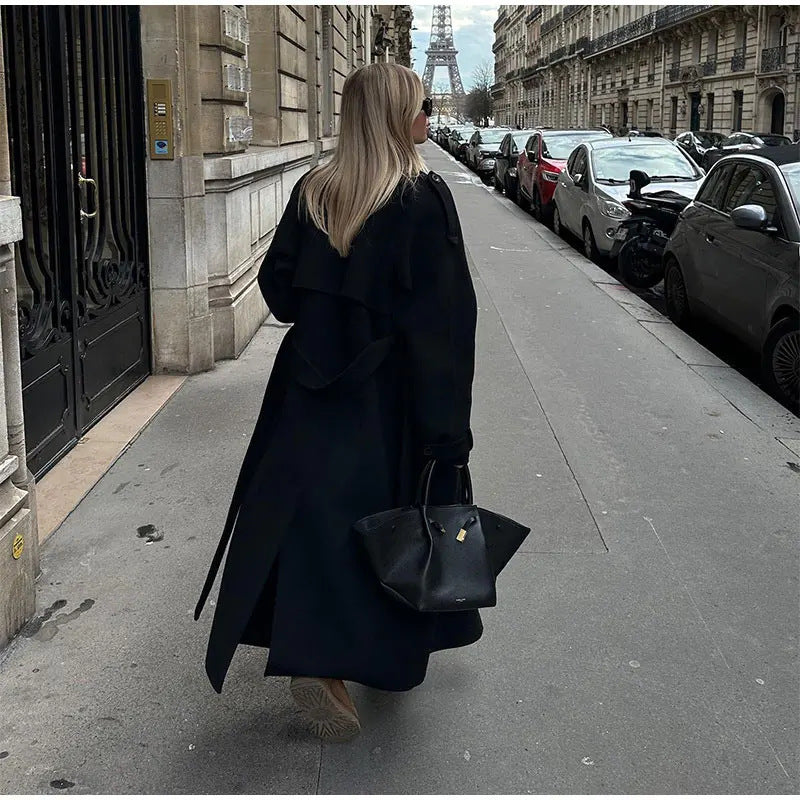 Damen Elegante lange Trenchcoat mit modernem Schnitt und praktischen Taschen R&B