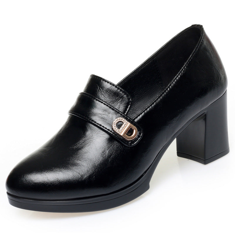 Damen elegante Pumps mit modischem Verschlussdetail R&B
