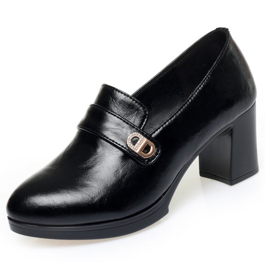 Damen elegante Pumps mit modischem Verschlussdetail R&B