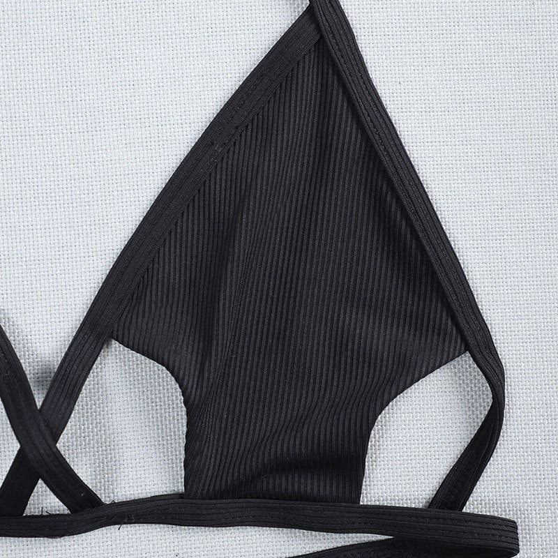 Damen Triangel-Bikinioberteil mit raffiniertem Schnitt und verstellbaren Trägern R&B
