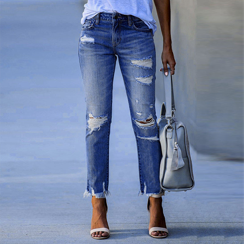 Damen destroyed Jeans mit fransigen Säumen und modischen Rissen R&B