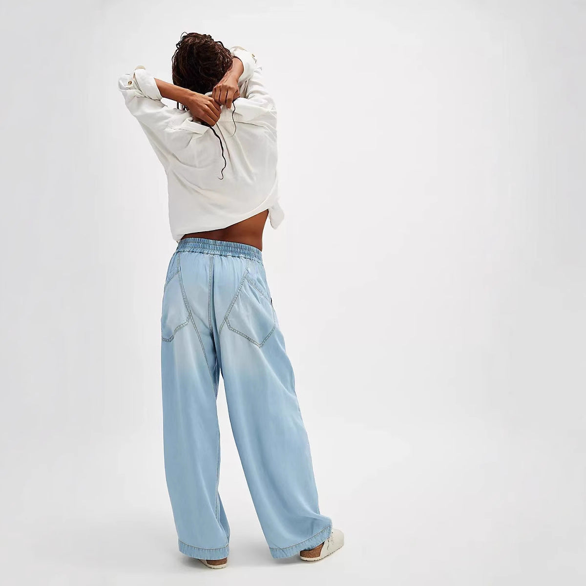 Damen Lässige weite Denim-Jeans mit elastischem Bund und praktischen Taschen R&B