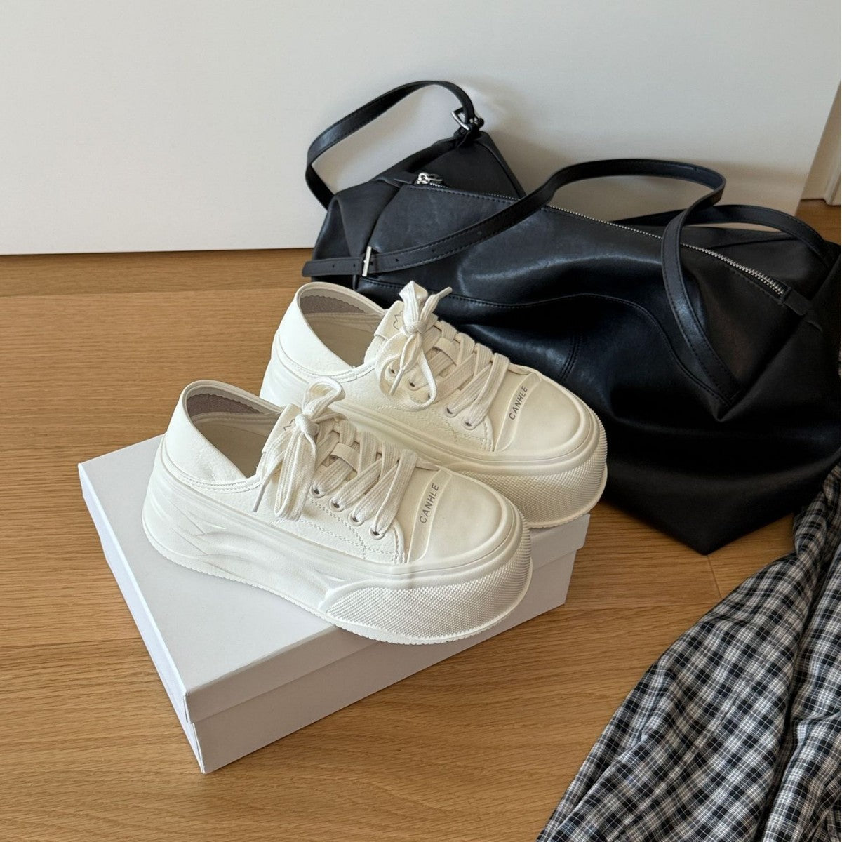 Damen Plateau-Sneaker aus hochwertigem Material mit atmungsaktiver Sohle