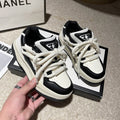 Damen Sportliche Sneaker im modernen Design mit dicker Sohle R&B