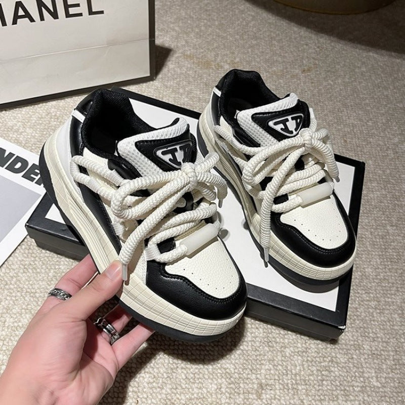 Damen Sportliche Sneaker im modernen Design mit dicker Sohle R&B