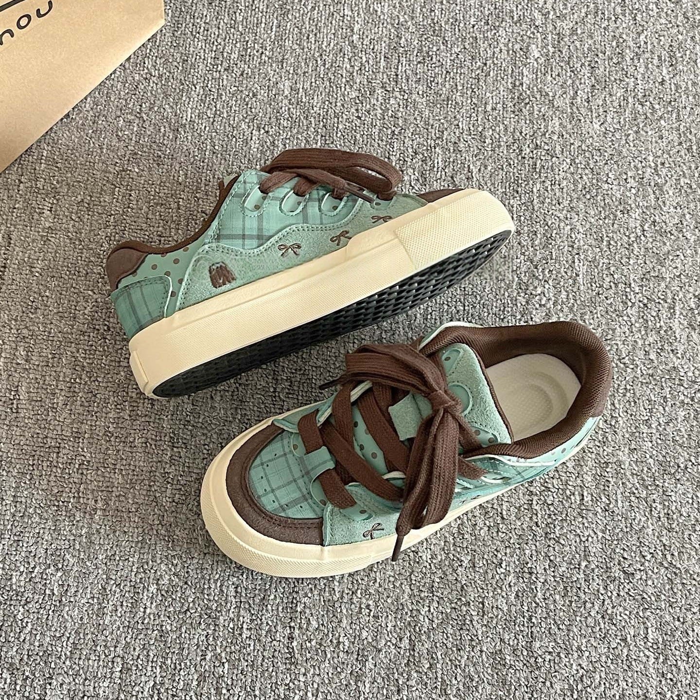 Damen Komfortable Sneaker im verspielten Design