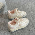 Damen Sportliche Sneakers mit atmungsaktiven Mesh-Einsätzen und bequemer Dämpfung