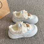 Damen Sneakers mit floralem Schnürdesign R&B