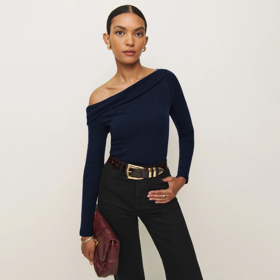 Damen Elegantes Langarmoberteil mit schrägem Ausschnitt und figurbetontem Schnitt R&B
