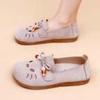 Damen Freizeit-Slipper mit verspieltem Katzenmotiv und dekorativer Schleife R&B