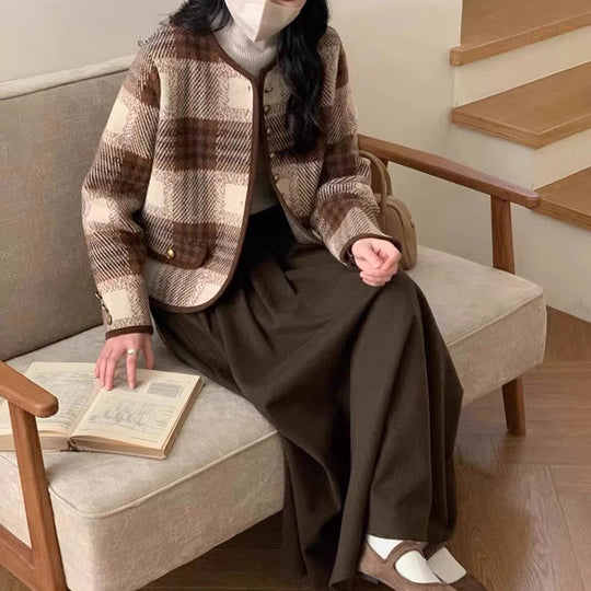Damen Freizeitblazer mit eleganter Karomusterung und Knopfdetails R&B