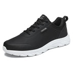 Herren nan schlanker City-Sneaker mit wasserabweisender Kunstlederoberfläche, stoßabsorbierender EVA-Zwischensohle und gepolstertem Fersenkragen R&B