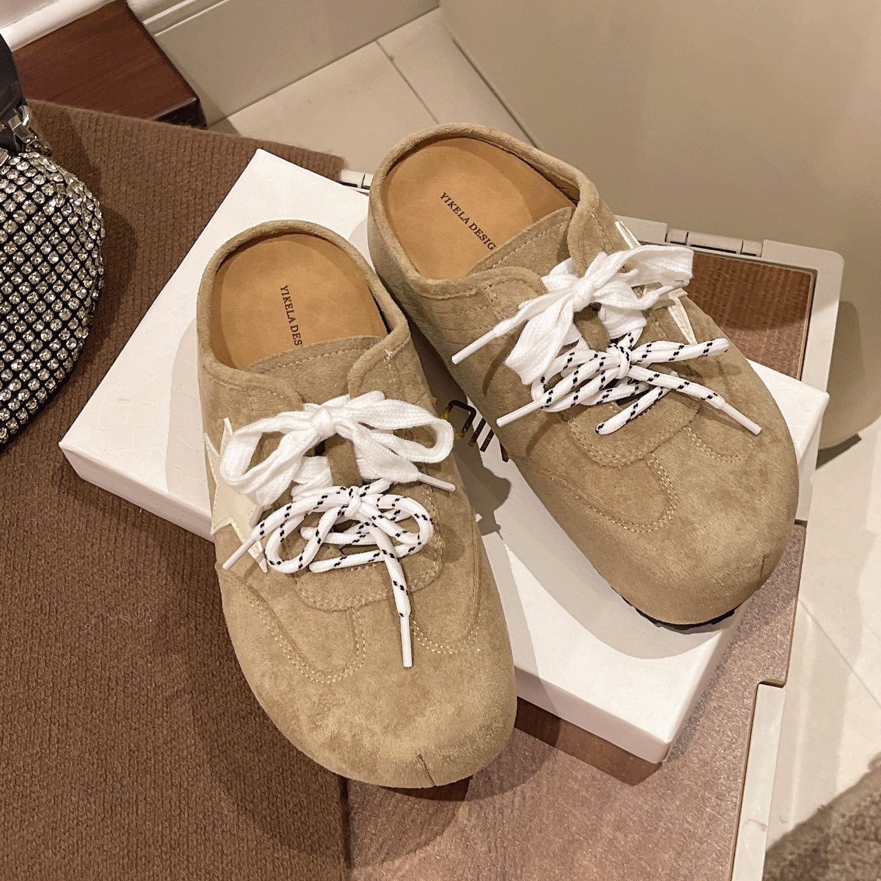 Damen bequeme Clogs mit modischem Sternemblem und rutschfester Sohle R&B