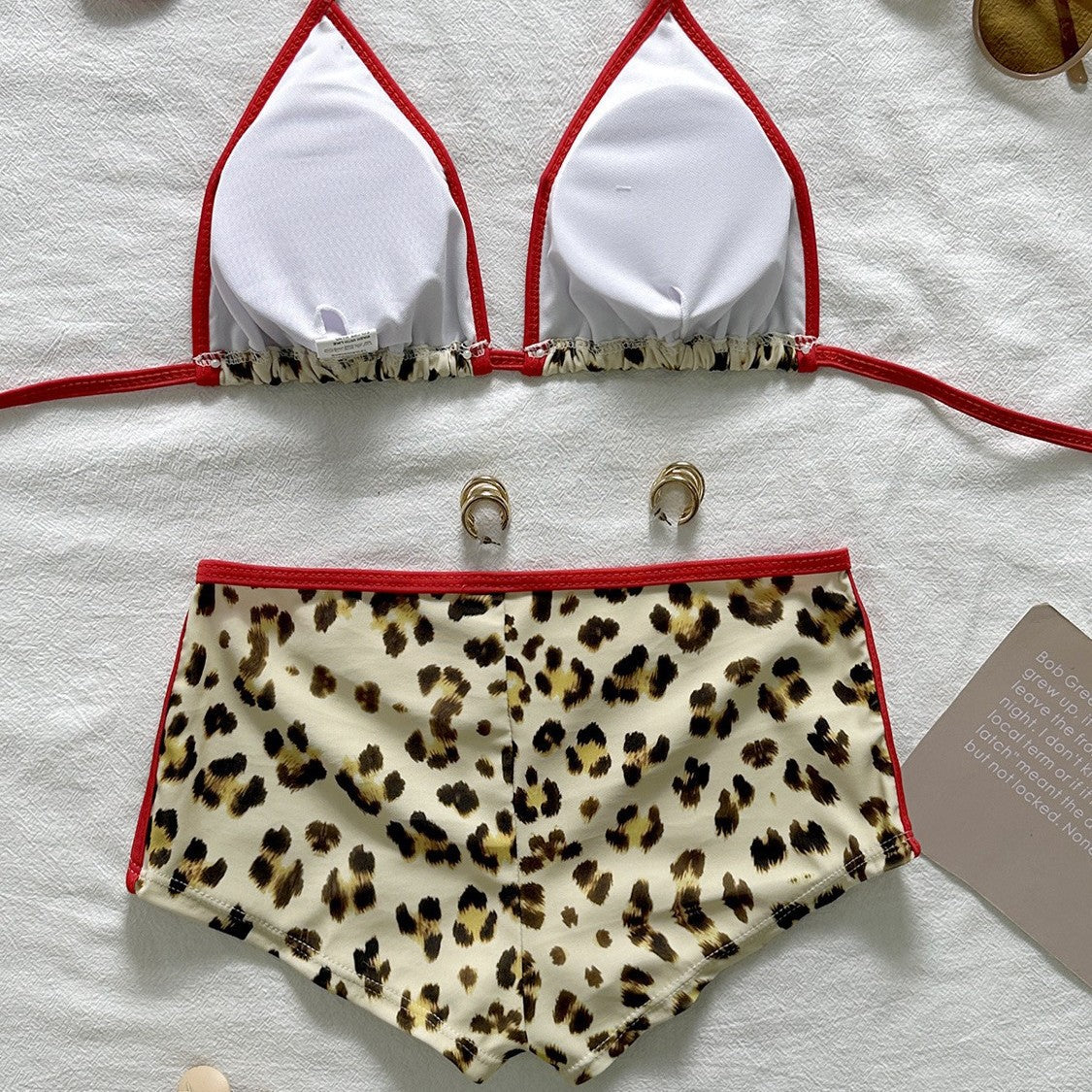 Damen Triangel-Bikini mit sportivem Shorty und animalischem Design R&B
