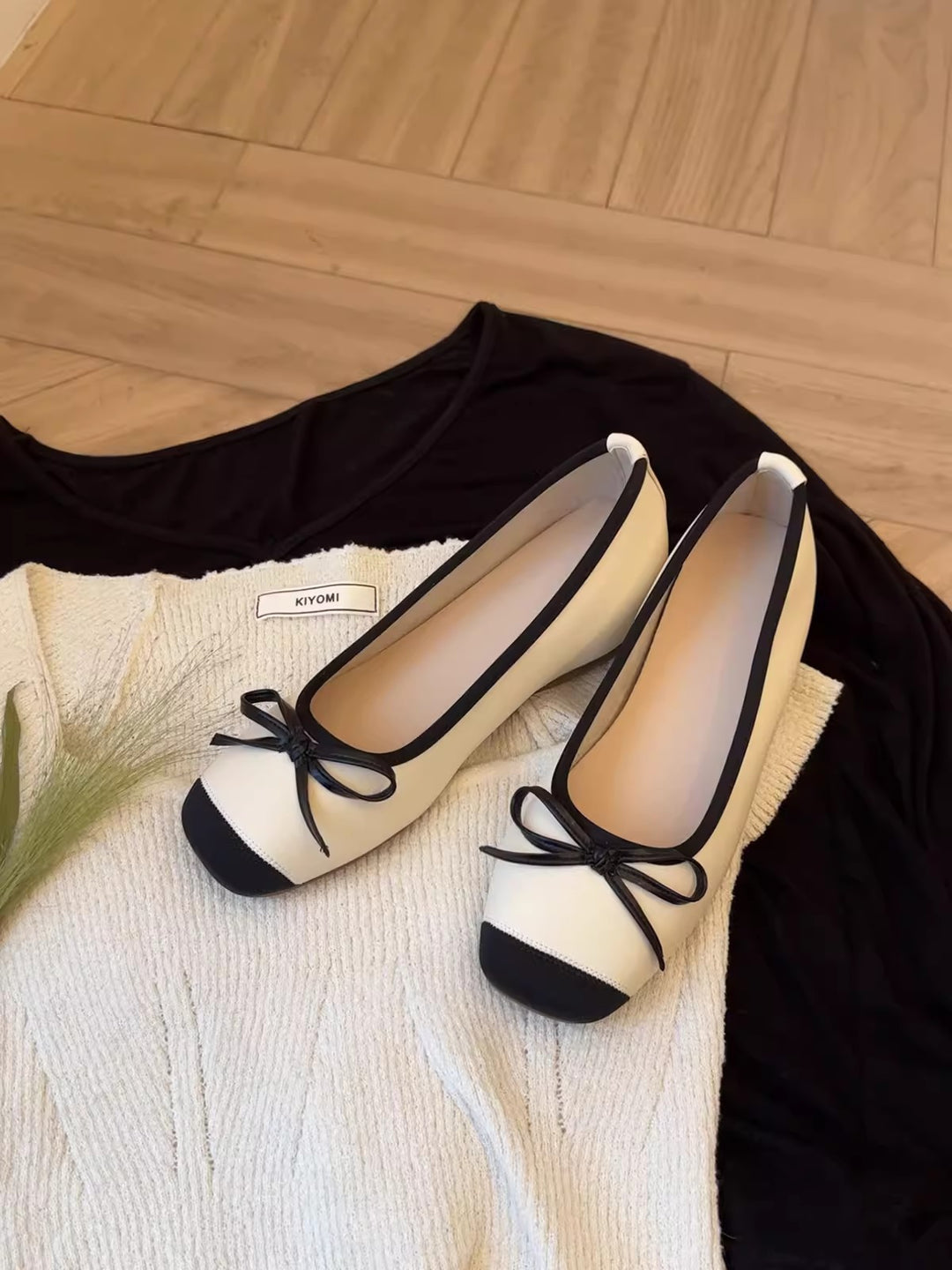 Damen Elegante Mary Jane Pumps mit hochwertiger Riemchenverzierung R&B