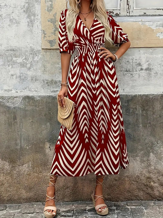 Damen Langes Wickelkleid mit modernem Muster und Rüschendetails R&B