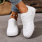 Damen Sportliche Sneakers mit modischen Designelementen R&B