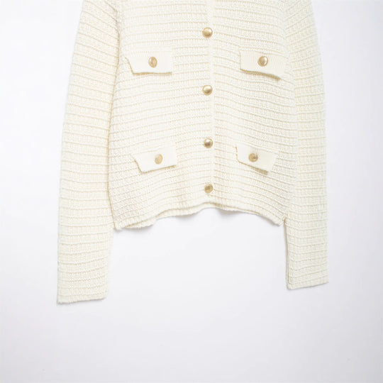 Damen Kurze Strickjacke mit Knopfdetails und aufgesetzten Taschen R&B