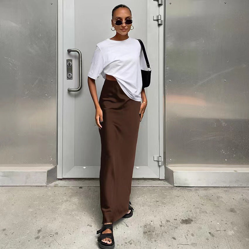 Damen elegantes Maxikleid mit asymmetrischem Schnitt und dekorativem Überwurf R&B