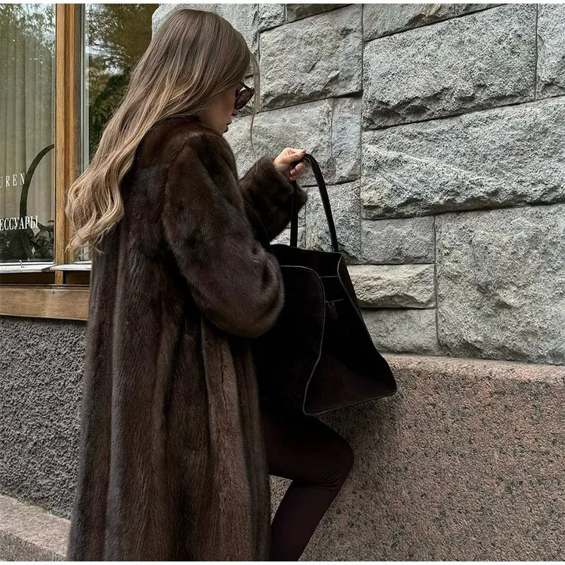 Damen Luxuriöser Kunstfellmantel mit weitem Schnitt und eleganten Details R&B