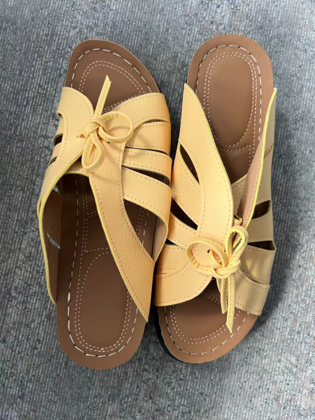 Damen Komfortable Riemchensandalen mit dekorativem Schleifen-Design R&B