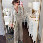 Damen Eleganter Jumpsuit mit V-Ausschnitt und schimmerndem Detail R&B