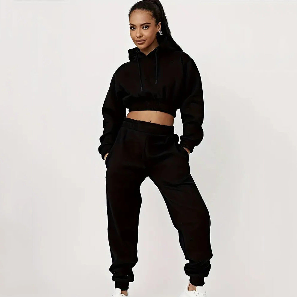 Damen Sportliches Cropped Hoodie und lässige Jogginghose Set