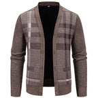 Herren Strickjacke mit modischem Karomuster und praktischen Knöpfen R&B