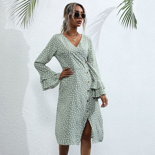 Damen Wickelkleid mit eleganten Rüschendetails und Knopfverschluss R&B
