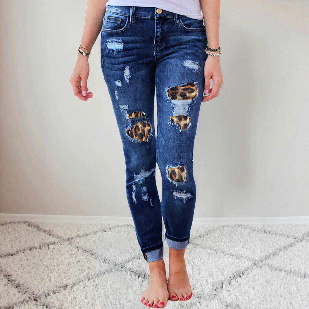 Damen Slim-Fit Jeans mit Leoparden-Detail und Distressed-Optik R&B