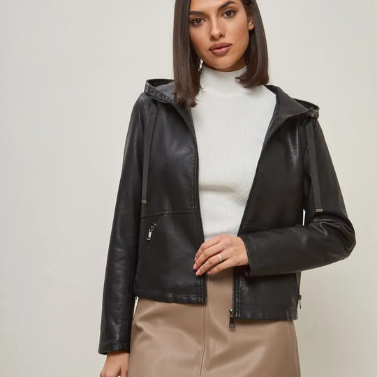 Damen modische Kunstlederjacke mit Kapuze und Reißverschlusstaschen R&B