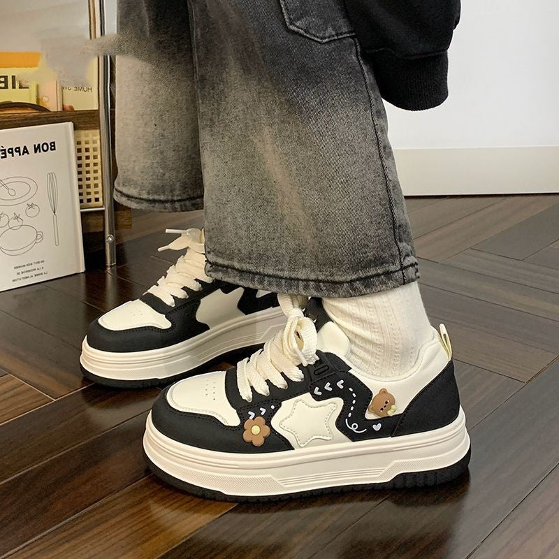 Damen Modische Chunky Sneakers mit verspielten Applikationen R&B