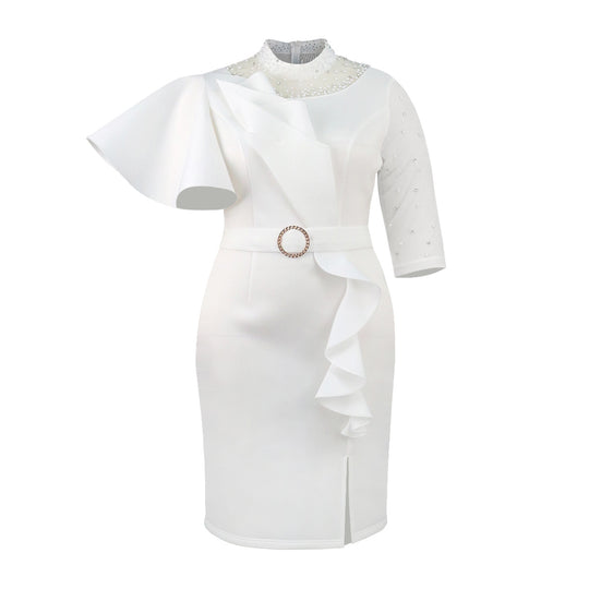 Damen Cocktailkleid mit asymmetrischem Rüschendesign und dekorativen Perlenakzenten R&B