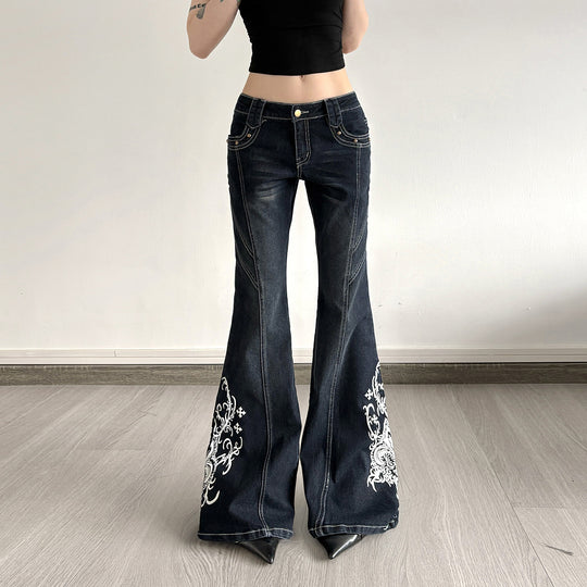Damen Jeans mit ausgestelltem Bein und eleganter Stickerei R&B