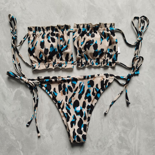 Damen Bandeau-Bikini mit voluminösen Rüschendetails R&B