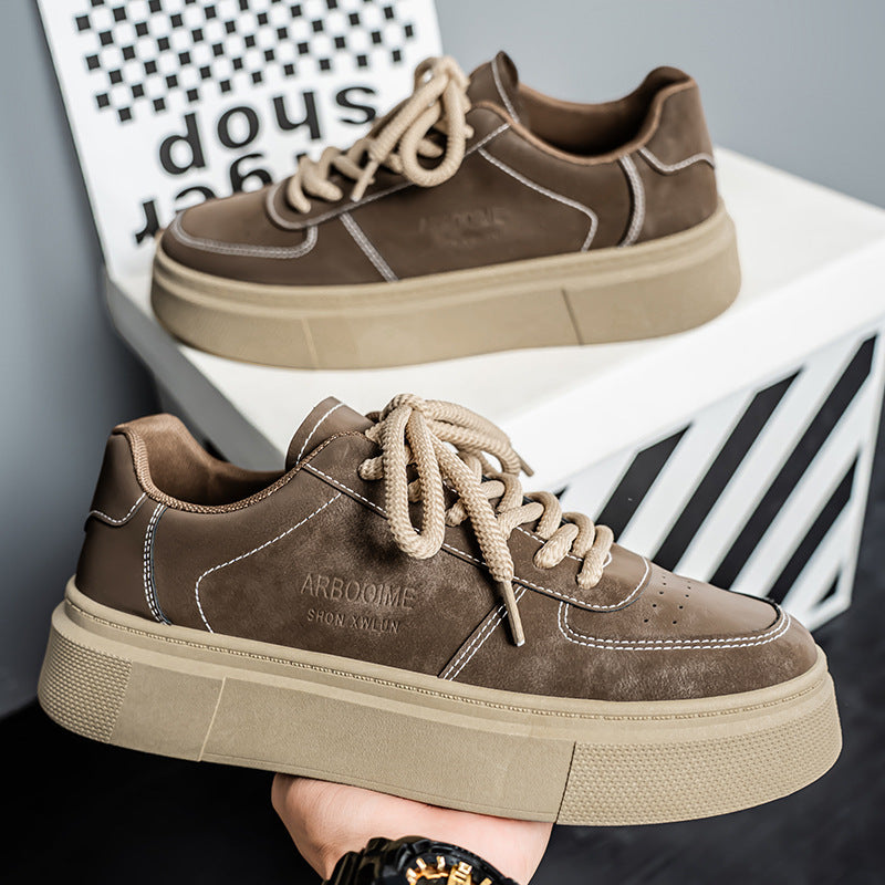 Damen modische Sneakers mit dicker Profilsohle und robustem Obermaterial
