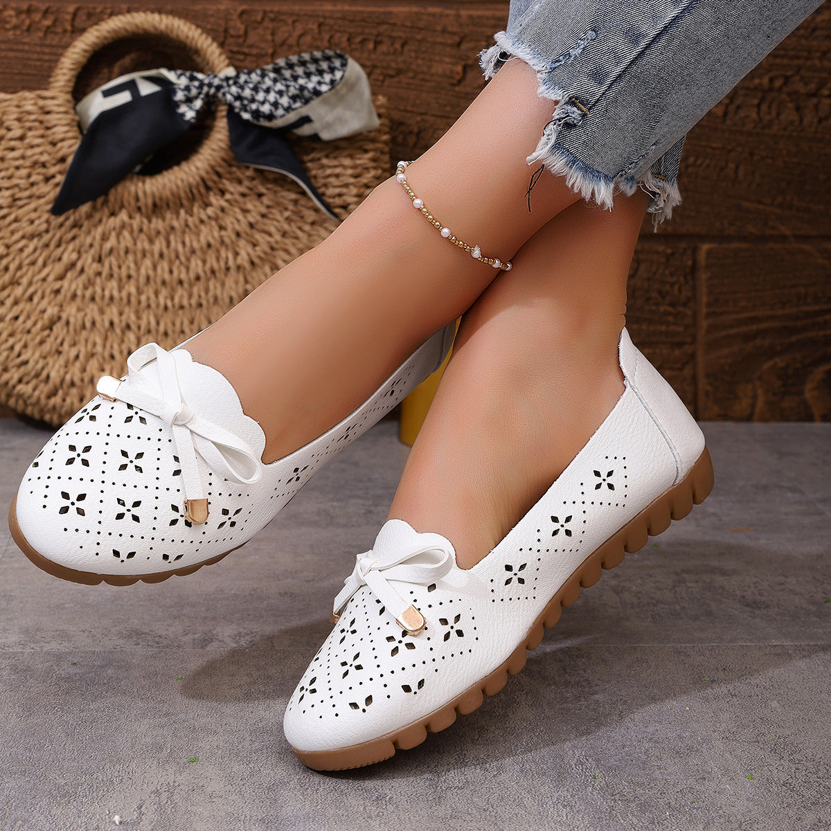 Damen Ballerinas mit elegantem Lochmuster und dekorativem Schleifendetail R&B
