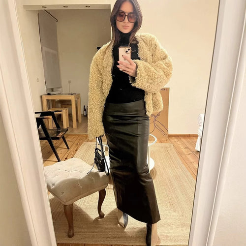 Damen Fuzzy Kurzjacke mit einzigartiger Struktur und lässigem Schnitt R&B