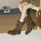 Damen Ankle Boots aus hochwertigem Wildleder mit dekorativem Riemenverschluss