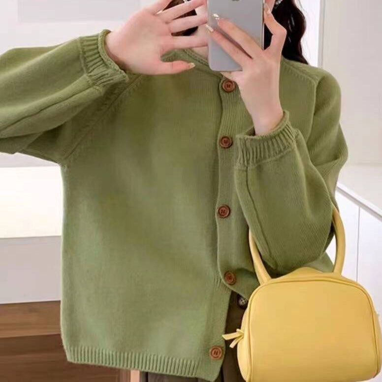 Damen Strickjacke mit asymmetrischem Schnitt und großzügigen Ballonärmeln R&B