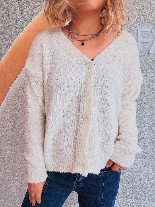 Damen kuschelige Strickjacke mit Knopfdetails und lässigem Schnitt R&B