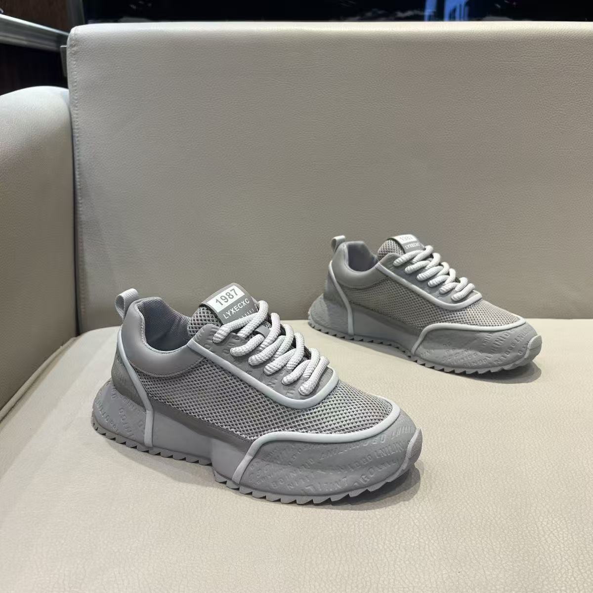 Damen sportliche Sneakers mit atmungsaktiver Mesh-Oberfläche und rutschfester Sohle R&B
