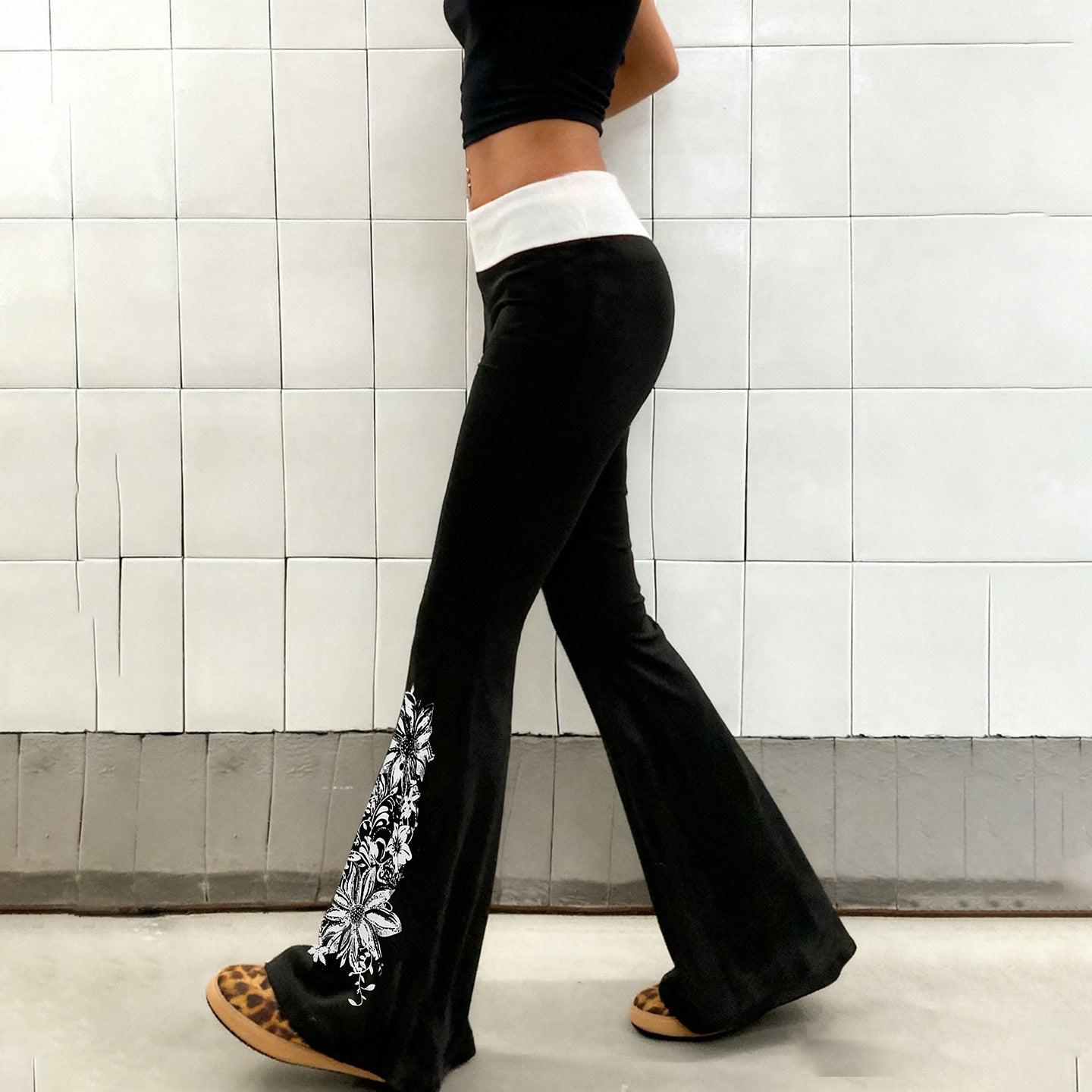 Damen Flared Yoga-Hose mit floralem Druck und hohem Bund R&B