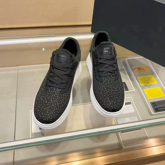 Damen Sportliche Sneakers mit atmungsaktiver Oberflächenstruktur und rutschfester Gummisohle R&B