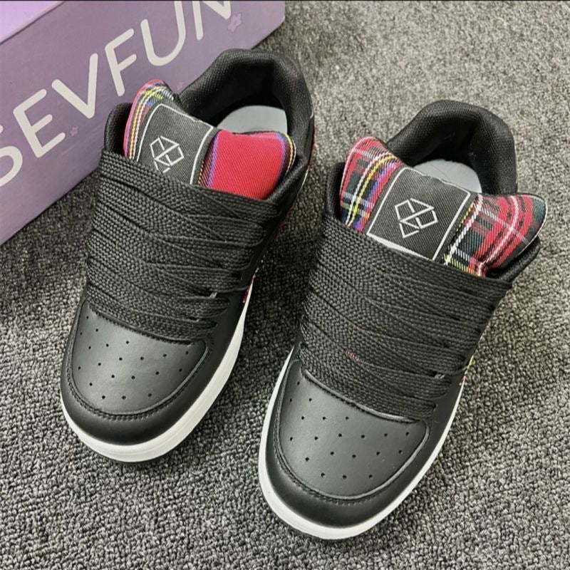 Damen modische Sneakers mit grafischem Design und atmungsaktiver Oberflächenstruktur R&B