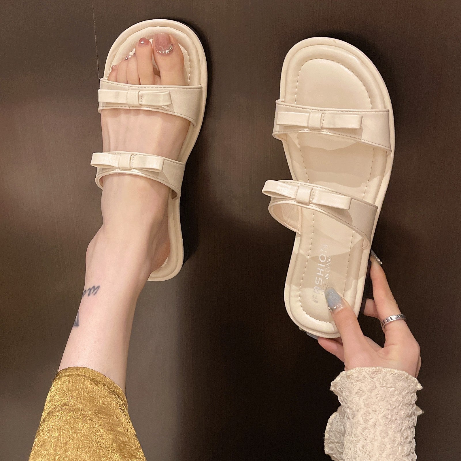 Damen Glamouröse Sandalen mit modischen Glitzer-Riemen EB