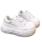 Damen Sneakers mit gesteigertem Plateau-Design und modischer Ziersteppung R&B