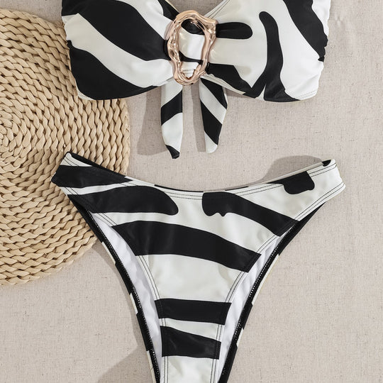 Damen Bandeau-Bikini mit modischem Schnallen-Detail und asymmetrischem Schnitt R&B